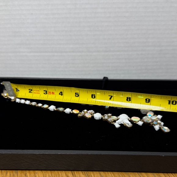 J. Crew NWT Gold Tone White Jeweled Brulee Teardrop Statement Necklace Evening - Picture 7 of 14